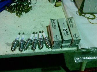 sparkplugs25.jpg sparkplugs25.jpg