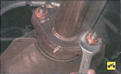 mitsubishi-lancer-9-0111-2.jpg